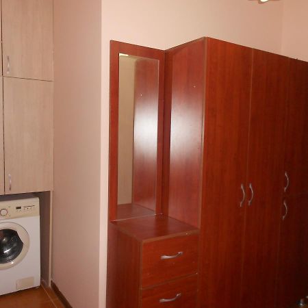 Ucha'S Apartment Batoemi Buitenkant foto